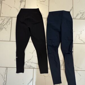 ALO Yoga Black and Navy Leggings